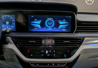 Подержанный автомобиль Hongqi HS5 2024 года (17 фото)