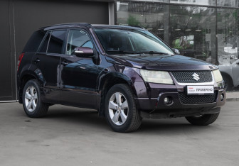 Подержанный автомобиль Suzuki Grand Vitara 2008 года (3 фото)