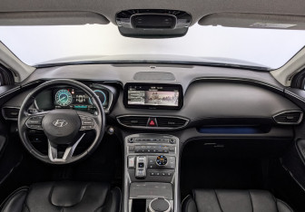 Подержанный автомобиль Hyundai Santa Fe 2021 года (14 фото)