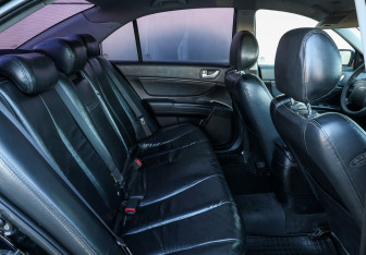 Подержанный автомобиль Hyundai Sonata 2007 года (11 фото)