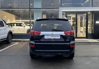 Подержанный автомобиль Peugeot 4007 2011 года (6 фото)