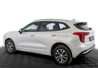 Подержанный автомобиль Haval Jolion 2022 года (7 фото)