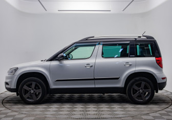 Подержанный автомобиль Skoda Yeti 2017 года (2 фото)