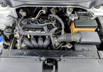 Подержанный автомобиль Kia Rio Hatchback 2021 года (9 фото)