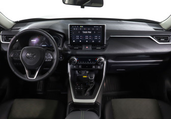 Новый Toyota RAV4 2024 (12 фото)