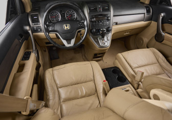 Подержанный автомобиль Honda CR-V 2008 года (8 фото)