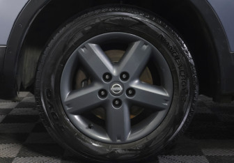 Подержанный автомобиль Nissan Qashqai 2008 года (19 фото)