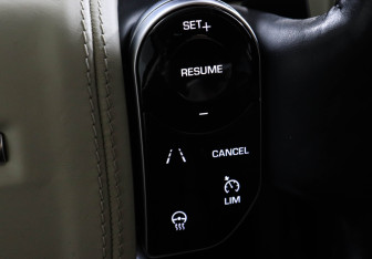 Подержанный автомобиль Land Rover Range Rover 2020 года (17 фото)