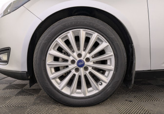 Подержанный автомобиль Ford Focus Wagon 2018 года (12 фото)