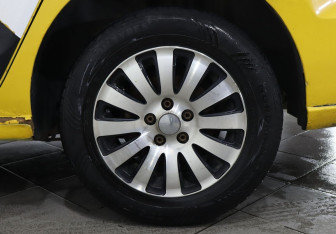 Подержанный автомобиль Volkswagen Polo Sedan 2017 года (9 фото)