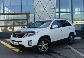 Подержанный автомобиль Kia Sorento 2014 года (1 фото)