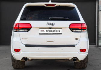 Подержанный автомобиль Jeep Grand Cherokee 2019 года (5 фото)