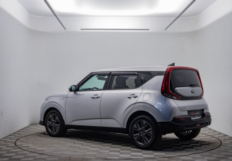 Подержанный автомобиль Kia Soul 2019 года (7 фото)