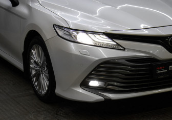 Подержанный автомобиль Toyota Camry Sedan 2018 года (23 фото)