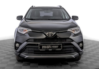 Подержанный автомобиль Toyota RAV4 2019 года (2 фото)