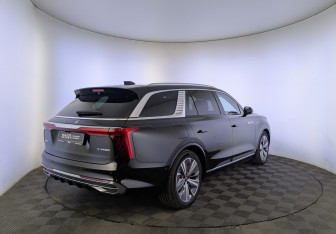 Новый Hongqi E-HS9 2021 (5 фото)