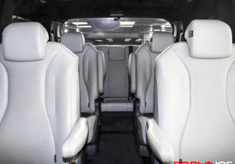 Подержанный автомобиль Kia Carnival 2020 года (11 фото)