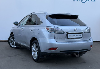 Подержанный автомобиль Lexus RX 2011 года (7 фото)