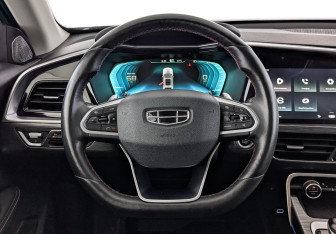 Подержанный автомобиль Geely Tugella 2022 года (22 фото)