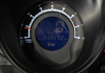 Подержанный автомобиль Lifan X60 2014 года (12 фото)