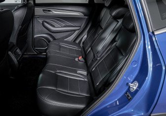 Подержанный автомобиль Haval F7 2021 года (10 фото)