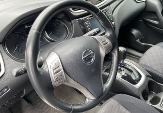 Подержанный автомобиль Nissan Qashqai 2014 года (14 фото)