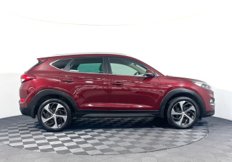 Подержанный автомобиль Hyundai Tucson 2016 года (4 фото)
