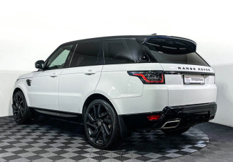 Подержанный автомобиль Land Rover Range Rover Sport 2018 года (7 фото)