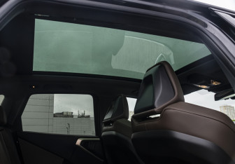 Подержанный автомобиль BMW X3 2025 года (17 фото)