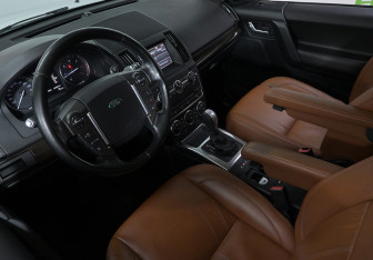 Подержанный автомобиль Land Rover Freelander 2012 года (7 фото)