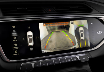 Подержанный автомобиль Geely Atlas Pro 2022 года (26 фото)