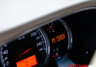 Подержанный автомобиль Nissan Teana 2008 года (9 фото)
