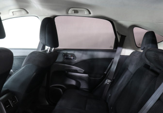 Подержанный автомобиль Honda CR-V 2013 года (10 фото)