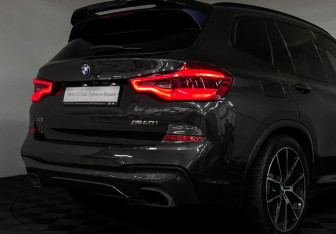 Подержанный автомобиль BMW X3 2019 года (29 фото)