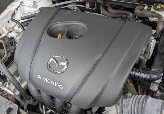 Подержанный автомобиль Mazda CX-30 2020 года (24 фото)