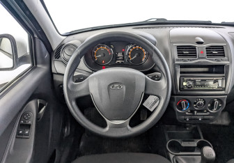 Подержанный автомобиль LADA (ВАЗ) Granta Sedan 2023 года (22 фото)