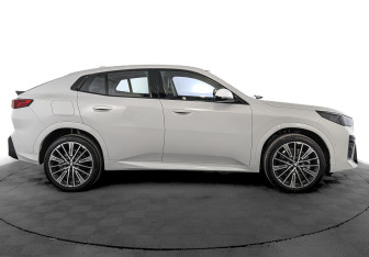 Новый BMW X2 2025 (4 фото)