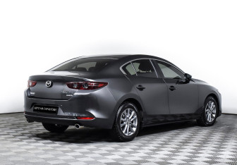 Подержанный автомобиль Mazda 3 Sedan 2019 года (5 фото)