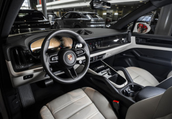 Новый Porsche Cayenne 2025 (11 фото)