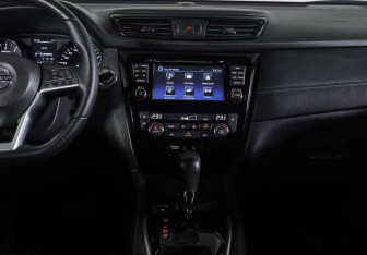 Подержанный автомобиль Nissan X-Trail 2019 года (13 фото)