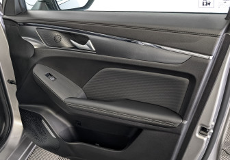 Подержанный автомобиль Haval Jolion 2023 года (24 фото)