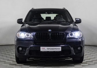 Подержанный автомобиль BMW X5 2013 года (2 фото)