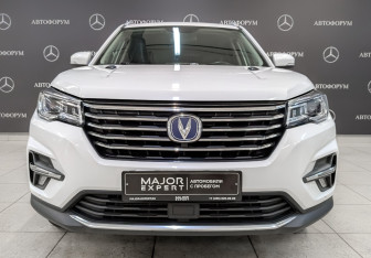 Подержанный автомобиль Changan CS75 2022 года (2 фото)