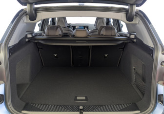 Новый BMW X3 2025 (8 фото)