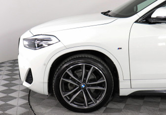 Подержанный автомобиль BMW X2 2021 года (8 фото)