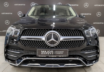 Подержанный автомобиль Mercedes-Benz GLE 2021 года (2 фото)