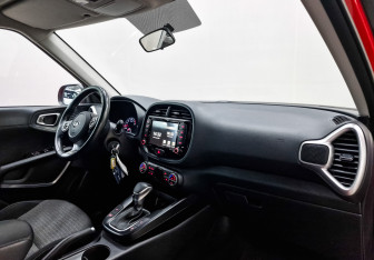 Подержанный автомобиль Kia Soul 2021 года (12 фото)
