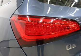 Подержанный автомобиль Audi Q5 2015 года (25 фото)