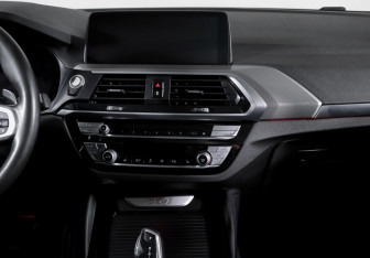 Подержанный автомобиль BMW X4 2019 года (13 фото)