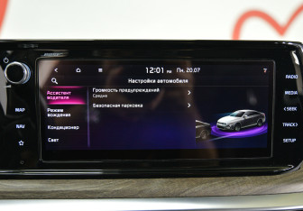 Подержанный автомобиль Kia K5 2021 года (21 фото)
